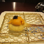 銀座 串かつ凡 - 子持ち昆布の塩水ウニ・キャビアのせ〇