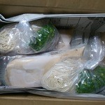 拉麺男 - お持ち帰りラーメンは段ボールに入って提供（2015.12）