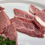 みょうが屋 - ミスジ、赤身のしっかりした部位、カブレ