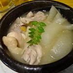 いしもん - 鶏とカブラの白味噌煮