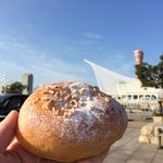 パンやきどころ RIKI - おはようございます。クリームパン。