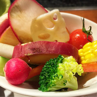 飛騨牛一頭家 馬喰一代 岐阜神田 - ランチの生野菜の盛り合わせ♩