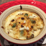 ル ボークープ - 牡蠣と白子のグラタン
      青リンゴとナッツをちらして