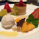 ホテル花水木 - ❝聖夜に贈るとっておきのデザート2015❞リンゴのシブーストケーキ