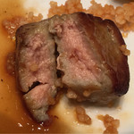 ホテル花水木 - フォアグラのソテーの断面