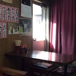 マルミヤ食堂 - 裏口から差し込む日差しがいいかんじ～♡