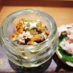 栞庵 やましろ - 兵庫県ずわい蟹の雌
　内子と味噌、身、外子　　
兵庫県ずわい蟹の雌
　内子と味噌