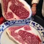 くいしんぼー山中 - この見事な小豆色をした処女のベッピンさんを観よ！(ꐦ°ϖ°ꐦ)ｶｯ！