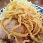 らーめん旭郎山 - 正油らーめん麺アップですｗ