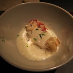 エクアトゥール - 27年12月　スモークオマール、白子、白鱈、白ワインソース、ライム