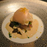 エクアトゥール - 27年12月　カワハギ、筍、芹、肝ソース、柚子皮