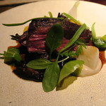 エクアトゥール - 27年12月　馬肉炭火焼、粒マスタード・オニオンコンフィソース