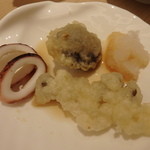 登別温泉 ホテルまほろば グリーンテラス - シイタケやキノコの天ぷら、イカリング