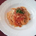 バンケット - トマトソースパスタ