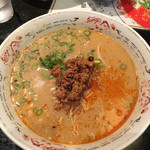 ヌードルダイニング 道麺 居留地店 - 担々麺