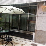 レストラン ラ・フロレゾン・ドゥ・タケウチ - 外のテラス