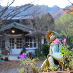 ボワ ジョリ - 森に囲まれた隠れ家カフェ♪