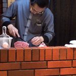 萬華 - 目の前で捌いてくれます。