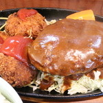 千石 - ハンバーグとクリームコロッケ　盛り合わせ