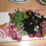 鳥刺し　これ1人前６００円