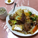 老広東 - 牛肉会飯（牛肉のうま煮かけご飯）（２０１５年１２月）