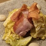 肉料理　ほろほろ鳥 ちりめんキャベツ 菊芋ピューレ