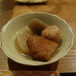 茶色の小瓶 - お通しのおでん