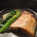 六雁 - 煮物椀　鰤と聖護院大根 薄葛仕立て