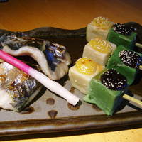 石塀小路豆ちゃ 京都 - 鰆の西京焼と生麩田楽
