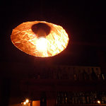Kui Bar Lu屋 - 白熱電球の照明です。