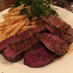 ビストロ　トロワキャール - 