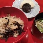 太庵 - 食事　きのこごはん 赤出汁 香の物
