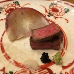 赤坂 詠月 - 福岡産黒毛和牛　京都の赤カブ
      
      
      
      