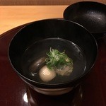 赤坂 詠月 - ウズラの叩き和え　大黒しめじ
      