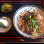 讃岐うどん 伴 - 平日ランチ限定の釜和知〜おむすび１個