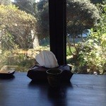 手打ちそば 土師野尾 - カウンター席から