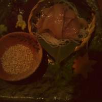 博多中洲 旬菜万葉 - ごまカンパチ