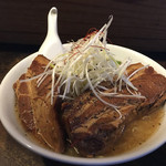 キブン、デ、、サチオ - 和しょうゆ白湯
      どでかっラフテー麺
      肉増し