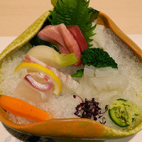 銀座 穂の河 - ケンサキイカ、タイ、タイ昆布〆、トロ、赤身