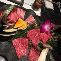 個室 和牛焼肉 吟 難波店 - 
