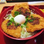 ジョイフル - ソースチキンカツ丼。638円