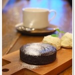 吉祥寺ワインバル BiBBER - フォンダンショコラ