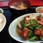 らーめん萬来 - 酢豚定食♪超超うまーい♪ごはんおかわり自由