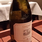 インカント - ウンブリアのワインのようです。なかなか良さげなの開けてくれました。