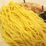 Ramenkirinya - パツンとした張りのある歯応えの低加水中細麺