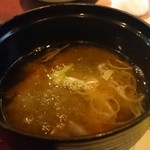 小石澤 - 味噌汁。