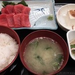 Kusakabe - マグロぶつ定食 700円