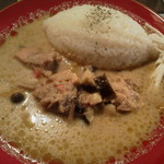 バル カポネ - [追加]グリーンカレー500円（税込）