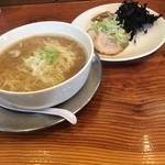 滋魂 - 超絶煮干そば