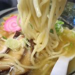 ラーメン ツバメ - 肉 煮干し中華そば しおの麺